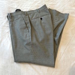 Uniqlo dress pants 36x34 polyester